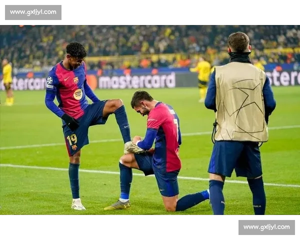 亚马尔费尔明合练现身 巴萨战赫罗纳添底气