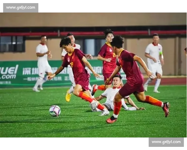 托雷斯中国行 Day2 燃爆山城!颠球神技 + 友谊赛献技,球迷热情掀翻现场